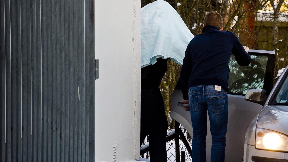 IKKE VARETETSFENGSLET: Dommeren mener det ikke er n�rliggende fare for bevisforspillelse og ser derfor ingen grunn til � varetektsfengsle 39-�ringen. Foto: H�kon Eikesdal