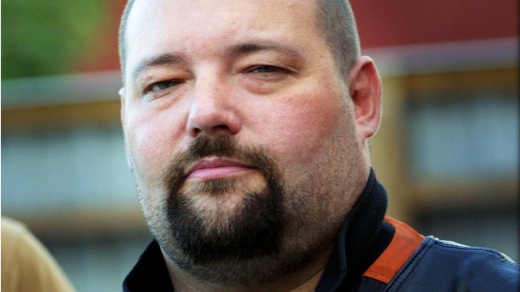 Jim Tinndahn (50)

* Europapresident for Bandidos MC. Ikke d�mt for grov kriminalitet de siste �rene.

* Bandidos knyttes til en skyteepisode 19. august, der en person ble beskutt p� en restaurant i Malm�. Flere personer med Bandidos-merker skal ha v�rt i n�rheten av restauranten, if�lge vitner. Dagen etter sl�r politiet til mot Bandidos lokaler i Malm�.