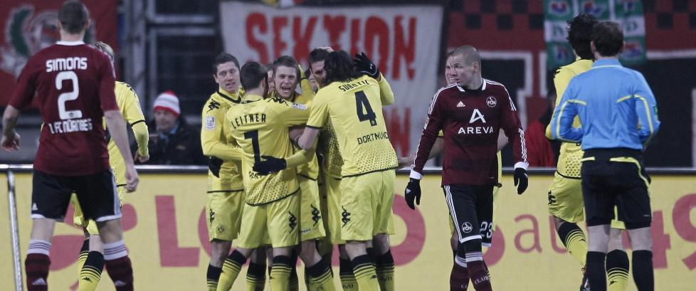 Kehl og Barrios skjøt Dortmund til topps