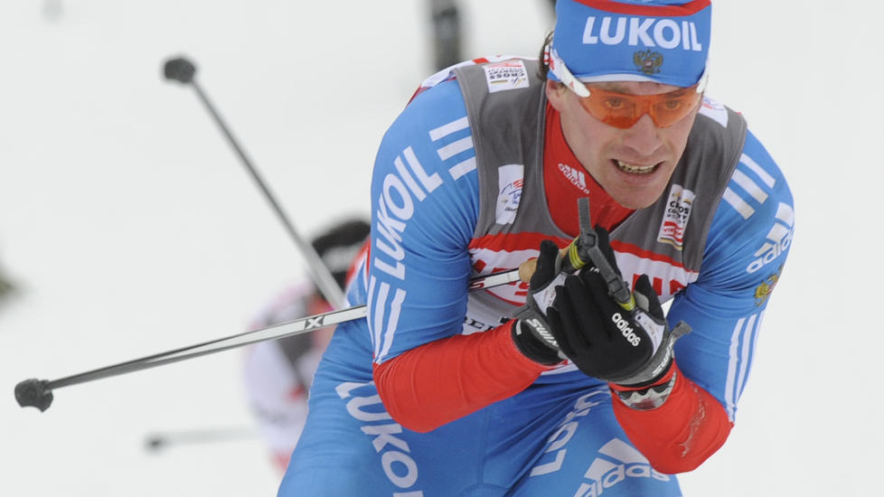 STERKEST: Maxim Vylegjhanin spurtslo landsmann Tsjernousov i Rybinsk.Foto: SCANPIX/AP/Jens Meyer