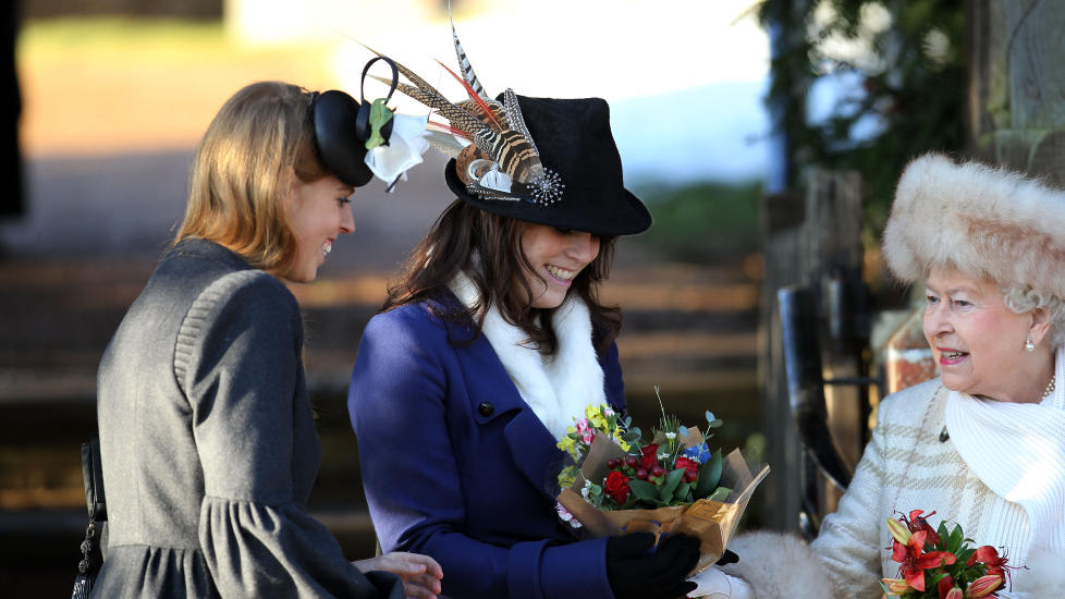 STOLT AV FARMOR: I morgen starter dronning Elizabeths diamantjubileum i Storbritannia. Prinsessene Beatrice (t.v.) og Eugenie gleder seg.