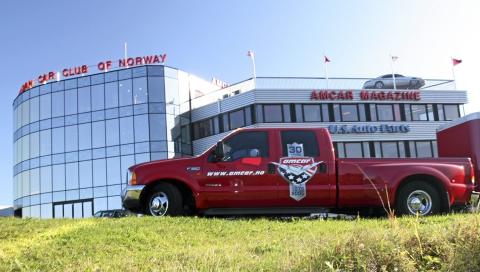 HALVER AVGIFTENE: AMCAR mener norske bilavgifter er helt ville, og b�r halveres. Foto: Egil Nordlien HM Foto