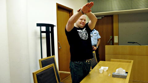 NAZIHILSEN:  Vyacheslav Datsik (bildet), russisk nynazist og ransmann, ogs� kalt �R�d Tarzan�, gjorde nazihilsen da ble framstilt for varetektsfengsling i Oslo tingrett i september 2010. Foto: HARALD S. KLUNGTVEIT  / Dagbladet