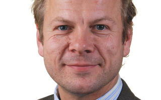 ALENE I SKANDINAVIA: �Verken Sverige eller Danmark stiller underholdskrav for barn som s�ker familiegjenforening,� skriver Heikki Holm�s.