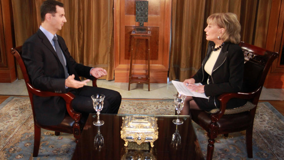 TV-INTERVJU: I desember i fjor lot den syriske presidenten Bashar al-Assad seg intervjue p� amerikansk fjernsyn. I forkant var han blitt n�ye instruert om hvordan han skulle �manipulere den amerikanske psyken�. Foto: Rob Wallace/ABC/AP Photo/Scanpix