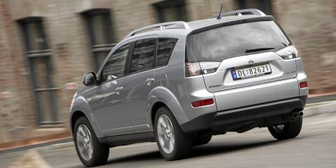 OUTLANDER: Norgesfavoritten Outlander er blant de beste SUV-ene med kj�relengde 50 000-100 000 km. Foto: Egil Nordlien HM Foto