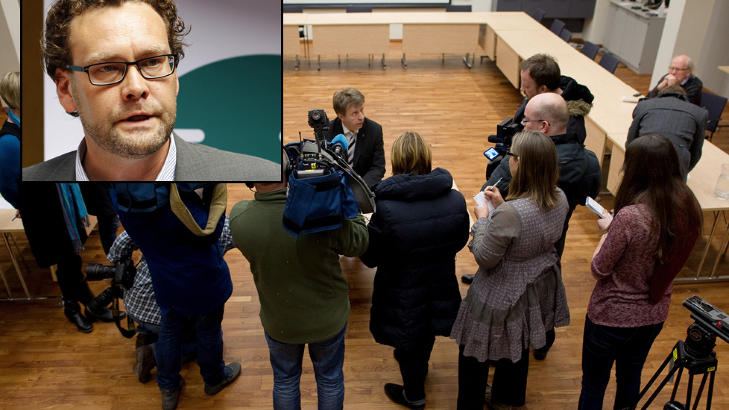 ANMELDT FOR VOLDTEKT: Helge Solum Larsen er anmeldt for voldtekt. Voldtekten skal ha skjedd under Rogaland Venstres fylkes�rsm�te p� Ryfylke Fjordhotell i Suldal l�rdag. Rett f�r klokka 20.30 i kveld hadde gruppeleder for Stavanger Venstres bystyregruppe, Per A. Thorbj�rnsen, hasteinnkalt til pressekonferanse i Stavanger r�dhus. Foto: Tommy Elllingsen.