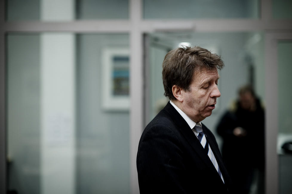 BLE OPPRINGT: Gruppeleder i Stavanger Venstre, Per A Thorbj�rsen, informerer pressen om at Helge Solum Larsen er anmeldt for voldtekt. Foto: Tommy Ellingsen
