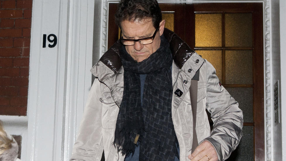 'ARRYVEDERCI: Det hersker ikke akkurat noen s�rgestemning i engelske medier etter at Fabio Capello i g�r sluttet som landslagssjef. Foto:    REUTERS/Neil Hall