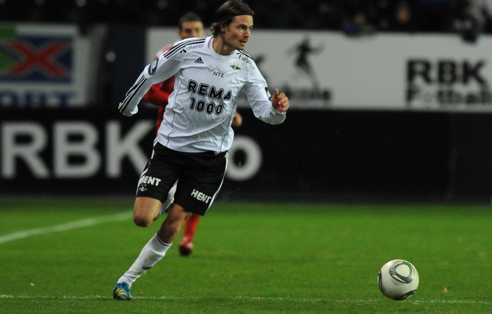 VANSKELIG START: Etter en dr�y m�ned i Celtic har Mikael Lustig til gode � komme p� banen, p� grunn av lyskeproblemer. Han mener hverdagen i skotsk fotball overg�r hverdagen i Rosenborg p� alle m�ter. 
Foto: Ned Alley / Scanpix
