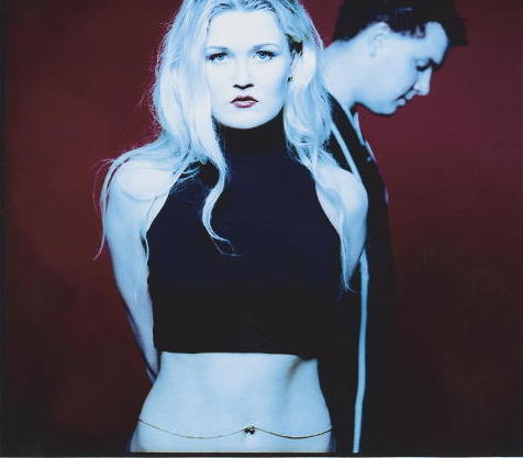 DANCEBAND: P� slutten av 90-tallet hadde Infinity med Birgitte Moe og Kjell Gabriel Henriksen flere sv�rt dansbare hiter. 


Foto: Morten Heckmann - EMI
