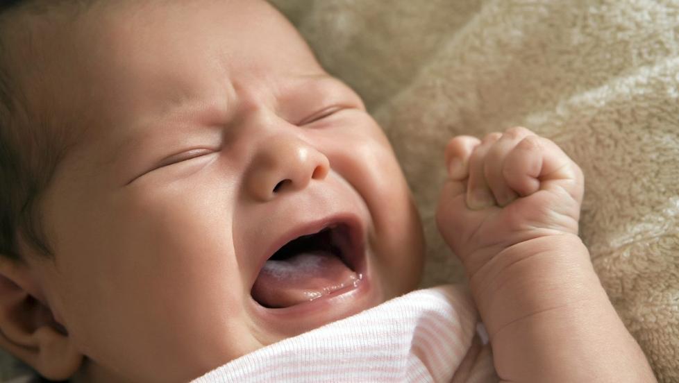 NATTEV�K: Skal du f� babyen til � sove, l�nner det seg � prioritere s�vn fra start. Foto: Colourbox