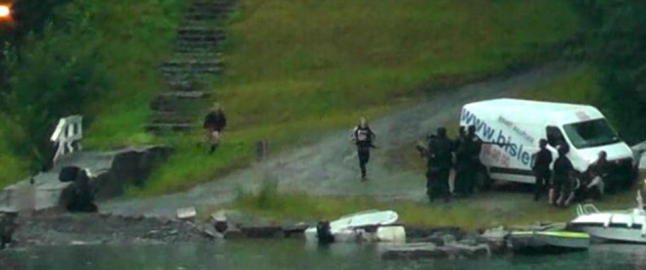 L�reren som postet st�tte til Breivik, f�r sparken