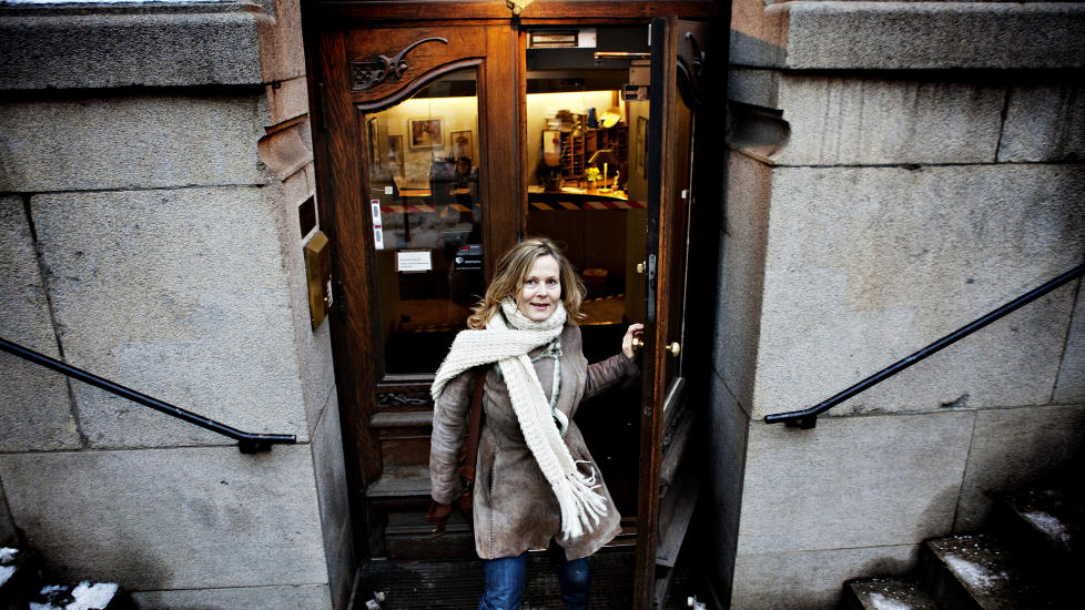 �ver og �ver: Men Kjersti Holmen liker d�rlig � snakke om stykket Frk Julie som har premiere kommende l�rdag.