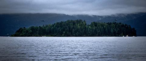 Ut�ya-bilder vant fotopris