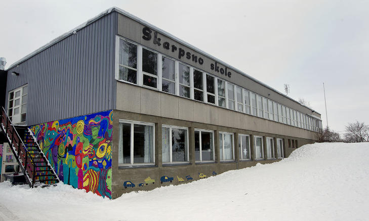 EKS-ARBEIDSPLASS: Skarpsno skole i Moelv er ikke lenger Wangens arbeidsplass, etter at han fikk sparken p� et m�te med arbeidsgiveren, Ringsaker kommune, i dag. Foto: BJ�RN LANGSEM / DAGBLADET