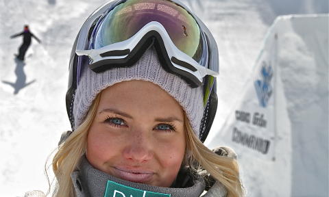 Norsk VM-h�p sendt til sykehus