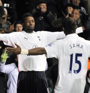 Adebayor med fire m�lgivende og en scoring