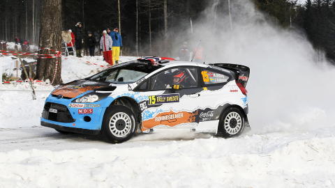 FORD: Mads �stberg og Jonas Andersson i aksjon i sin Ford.
Foto: Gorm Kallestad / Scanpix