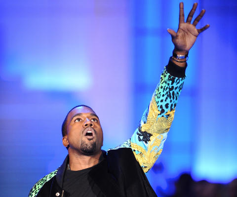 IKKE TIL STEDE Kanye West var ikke tilstede for � motta sine Grammy-priser i natt. Foto: STELLA PICTURES