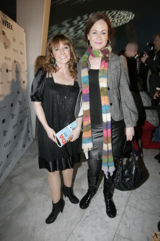 SERIEVENNINNER: Rudi Claes (t.v.) og Elin Sogn fra �Hotel C�sar�, her sammen under �pningen av Oslo Fashion Week i 2009. Foto: Marius Gulliksrud/Stella Pictures