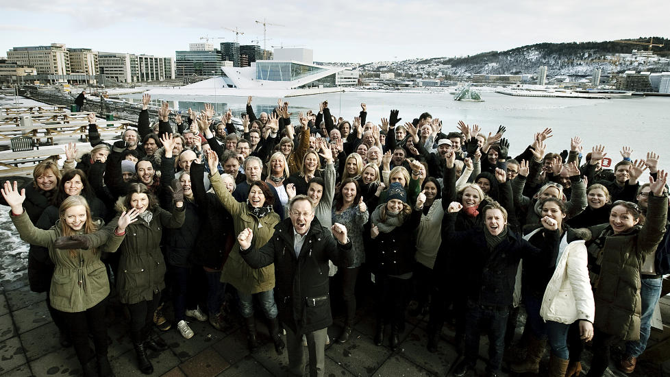 OPPGANGSJUBEL: Dagbladet n�r ut til 33 prosent av befolkningen, nesten 1,4 millioner hver eneste dag, til stor glede for Dagbladets ansatte (her med sjefredakt�r John Arne Markussen i front).
Foto: Christian Roth Christensen / Dagbladet