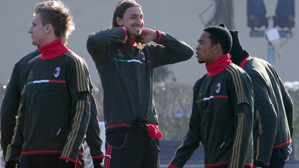 BLIR HAN ANMELDT?: Zlatan Ibrahimovic er anklaget for � ha truffet en kvinne med bilen sin etter trening i dag. Foto: AFP PHOTO / GIUSEPPE CACACE