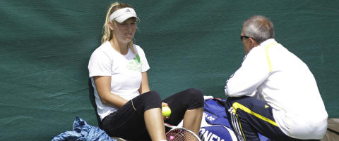 Wozniacki r�des til � dumpe pappa som trener