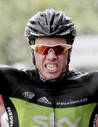 �rets f�rste etappeseier for Edvald