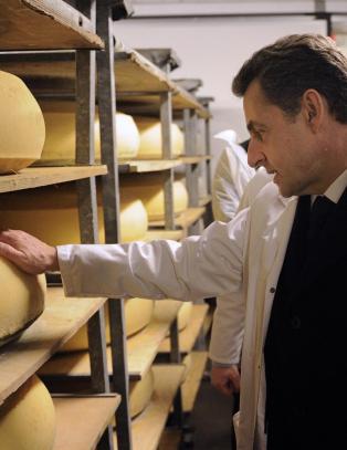 - Hollande �lyver fra morgen til kveld�