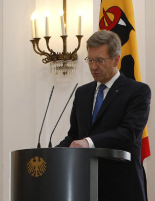 Presidenten m�tte g� etter skandale
