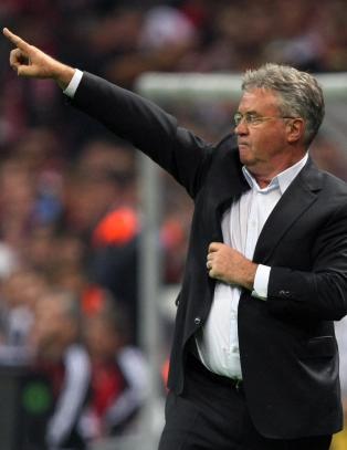 Hiddink skriver under for Anzji