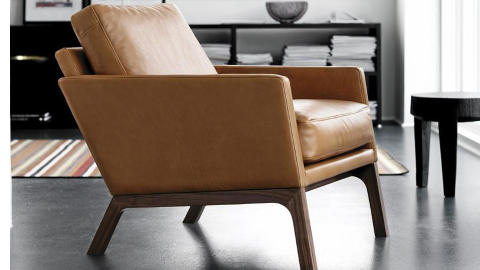 FORLENG LEVETIDEN: Det finnes gode tips og r�d som vil forlenge levetiden p� sofa- og sittegruppen din. FOTO: Produsenten