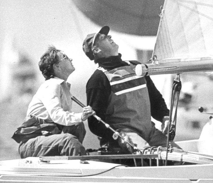 Kranglet så mye at de måtte holdes i hver sin ende av båten - Kjendis