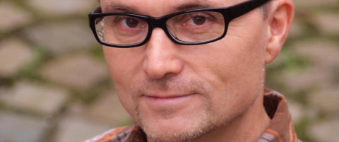 Tarvelig pensjonateier snoker i gjestenes saker