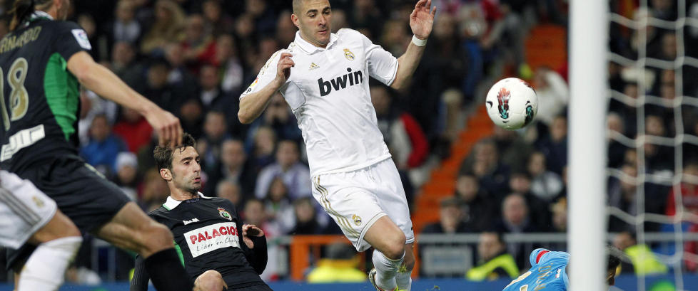 Benzema scoret to i enkel seier for Real Madrid