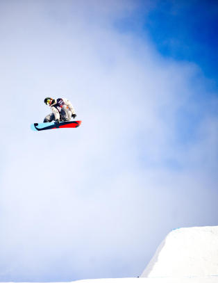 Aleksander Østreng sjanseløs på pallen i slopestyle-finalen