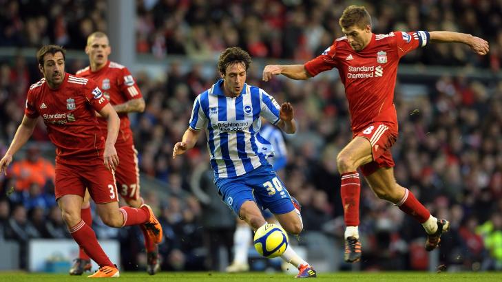VANT: Liverpool og kaptein Steven Gerrard er klare for kvartfinale. Foto: AFP PHOTO/PAUL ELLIS
