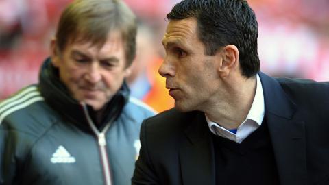 TRENERNE:  Gus Poyet og Kenny Dalglish. Foto: AFP PHOTO/PAUL ELLIS