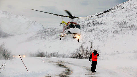 STOR SKREDFARE: I helgen har det g�tt flere sn�skred rundt om i landet. To omkom i sn�ras p� Middagstind p� Kval�ya.
Foto: Line Livsdatter
