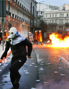 Vil EU redde eller
knekke Hellas?