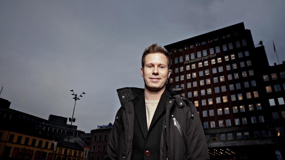 VILLE M�TE ESKIL:  Prins Charles og hertuginne Camilla �nsker � m�te AUF-leder Eskil Pedersen og flere Ut�ya-overlevende n�r de kommer til Norge. Foto: Nina Hansen