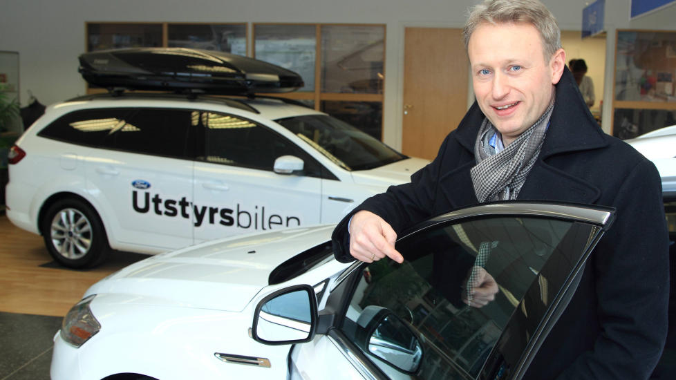 HAR OVERSIKTEN: Marius Paus f�lger utviklingen av bruktbilsegmentet tett, og vet hva du b�r satse p� av utstyrspakker og ekstrautstyr i dag for � f� best mulig pris tilbake n�r du selger. Foto: EGIL NORDLIEN