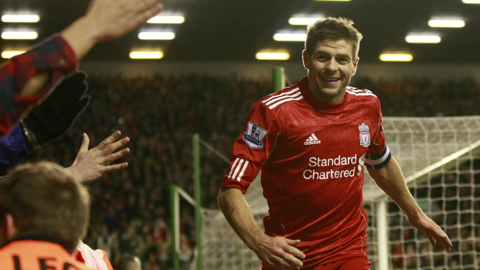 STORSPILLER: Det er langt fra en seiersgaranti at Steven Gerrard st�r p� Liverpools lagoppstilling, viser oddstipperens tall. Men p� s�ndag vant r�dtr�yene med kapteinen fra start, mot Brighton i FA-cupen. Foto: AP/Tim Hales