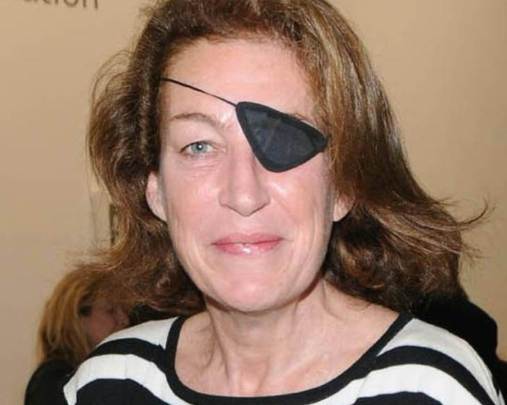 DREPT: Marie Colvin ble drept i et syrisk granatangrep. Den sv�rt rutinerte utenriksreporteren var blant de siste journalistene som rapporterte fra byen Homs i Syria. Foto: AP Photo/PA, Joel Ryan/Scanpix