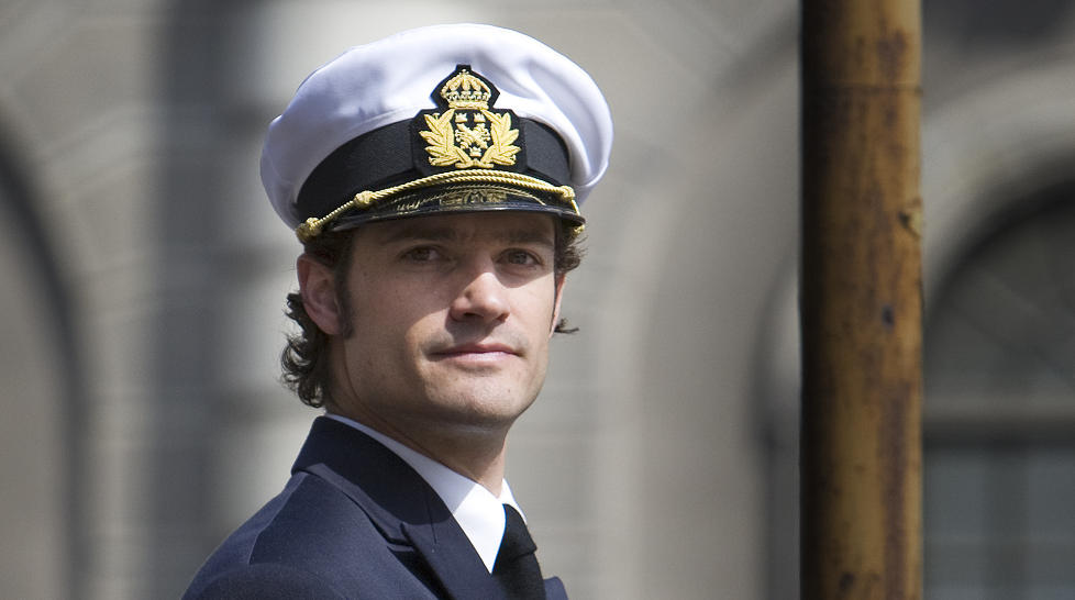 INGEN STJERNEELEV: Selv om prins Carl Philip n� kan kalle seg bonde, kan han ikke skryte av toppkarakterer. Foto: Stella Pictures