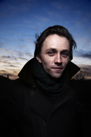 SKUFFET: Sondre Lerche har sans for Todd Rundgren, men var ikke imponert over innsatsen fra scenen i Oslo. Foto: Scanpix
