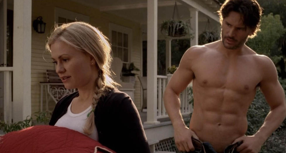 ALT FOR KUNSTEN: Joe Manganiello har rollen som varulv i �True Blood� og syns det er helt greit � kle av seg. Foto: Stella Pictures
