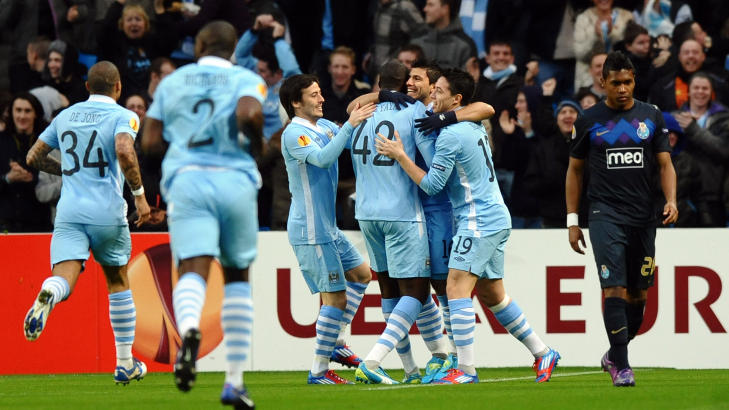 FEIRER: CIty-jubler etter scoring mot Porto. De vant 6-1 sammenlagt. Foto: AFP PHOTO/PAUL ELLIS
