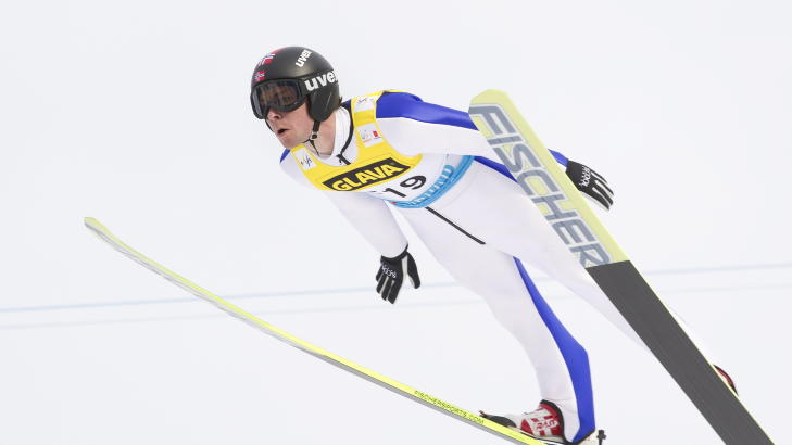 I BAKKEN:
Anders Jacobsen i onsdagens pr�vehopping i Vikersund . Torsdag starter kvalliken til �rets skiflyvnings-VM.
Foto: Terje Bendiksby / Scanpix